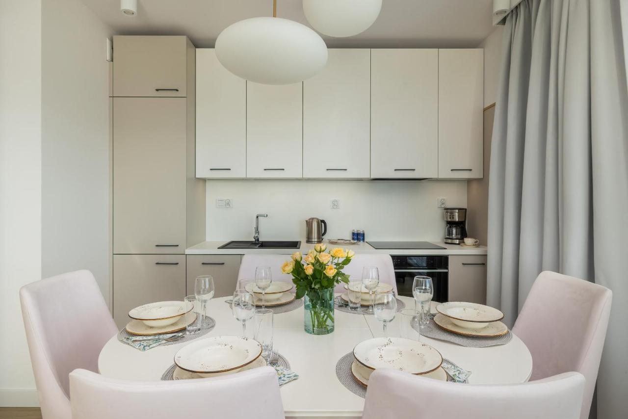 Family Apartment With Gym And Swimming Pool By Renters Prestige Kołobrzeg Exteriör bild