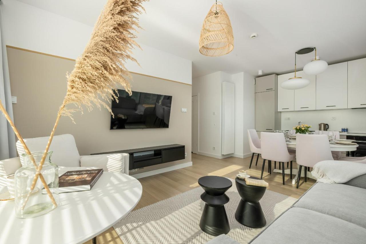 Family Apartment With Gym And Swimming Pool By Renters Prestige Kołobrzeg Exteriör bild