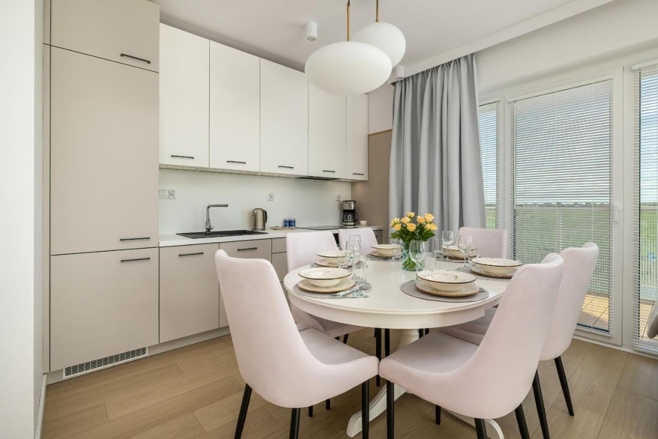 Family Apartment With Gym And Swimming Pool By Renters Prestige Kołobrzeg Exteriör bild
